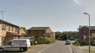 Gade Close, Hayes