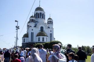 храм