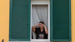 கொரோனா வைரஸ் : 12 வாரங்களுக்கு தனிமைப் படுத்தப்பட வேண்டுமா ?