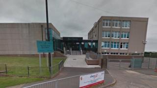 Ysgol Gyfun Bro Edern