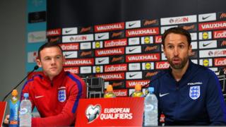 Southgate da Rooney suna dasawa