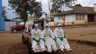 La fièvre hémorragique de Marburg fait 2 morts en Ouganda.
