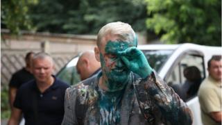 Активіст Віталій Шабунін, облитий зеленкою