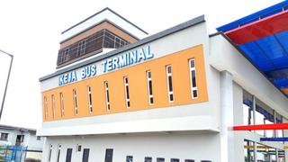 Bus terminal