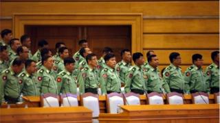 လွှတ်တော်က စစ်တပ်ကိုယ်စားလှယ်တွေ
