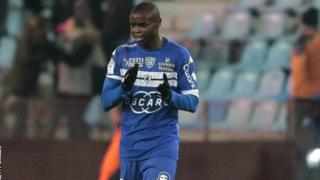 A Wolverhampton, Oniangué ne faisait plus partie des cadres depuis octobre 2016.