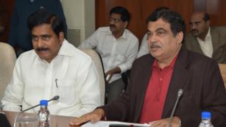 నితిన్ గడ్కరీ, దేవినేని ఉమా మహేశ్వరరావు