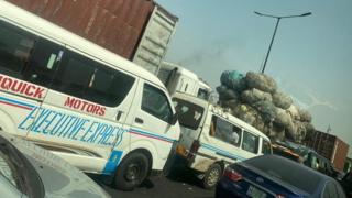 Sunkẹrẹ-fakẹrẹ ọkọ ni marosẹ Eko si Ibadan