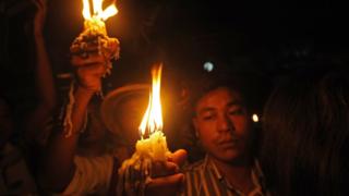 လျှပ်စစ်မီတာခတွေတိုးကောက်လို့ ဆိုပြီး ၂၀၁၃ ခုနှစ်အတွင်းက ဆန္ဒထုတ်ဖော်ခဲ့