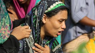 ভূমি ধসে স্বজন হারানোর আহাজারি।