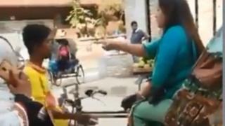 ভাইরাল হওয়া ভিডিও থেকে নেয়া ছবি