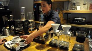 Una barista de Juan Valdez