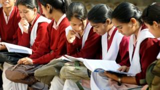 स्कूली छात्र