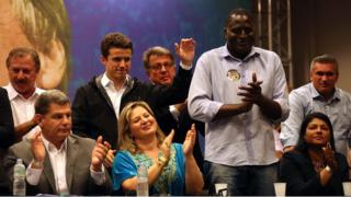Entre outros membros do PSL, Joice Hasselmann e Helio Fernando Lopes em evento do PSL