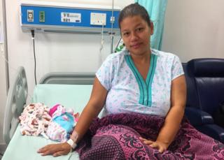 Una madre con su bebé