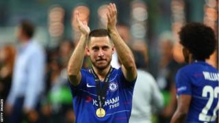 Eden Hazard akomera amashyi abafana