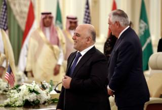 نخست وزیر عراق همزمان با وزیر خارجه آمریکا به ریاض سفر کرده بود