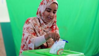 ناخبة موريتانية