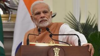 नरेंद्र मोदी