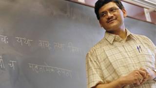 संस्कृत शिक्षकाचे प्रातिनिधिक छायाचित्र