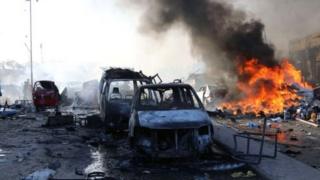 Ikamyo yuzuye ibintu biturika iherutse guhitana abantu 358 i Mogadishu.