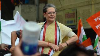 सोनिया गांधी, कांग्रेस