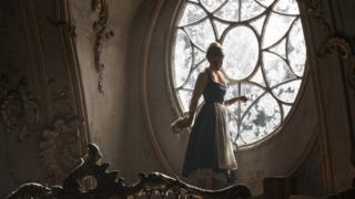 إيما واتسون في فيلم الجميلة والوحش