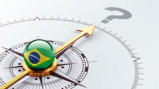 Bússola com centro com bandeira do Brasil