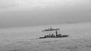 HMS St Albans эскортирует "Адмирала Горшкова"