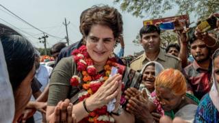 कांग्रेस महासचिव प्रियंका गांधी ने ट्रंप के दौरे पर खर्च को लेकर सवाल किए हैं.