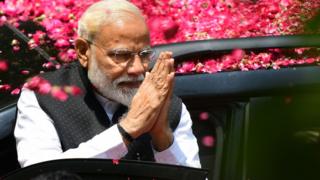 मोदी