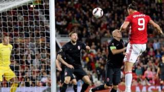 Ibrahimovic yatsinze igitego kigira gatandatu kuva ashitse muri Man United