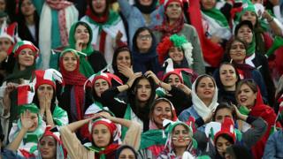 'مسیر زنان ایران، از انقلاب تا 'آزادی