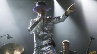 Лидер канадской группы "Tragically Hip" Горд Дауни