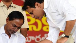 కేసీఆర్తో కేటీఆర్