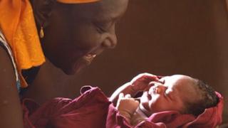 mama na mwana