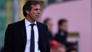 Zola tsohon dan wasan Chelsea da Italiya