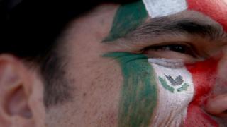 Mñexico pintado en la cara