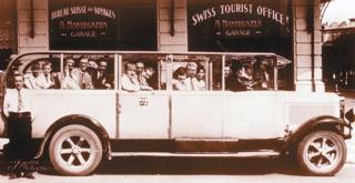 One of the earliest Globus coach tours