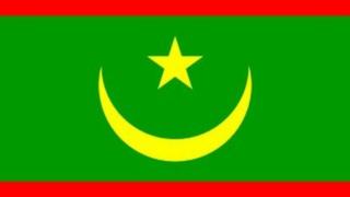 Le nouveau drapeau a été hissé sur tous les édifices publics du pays.
