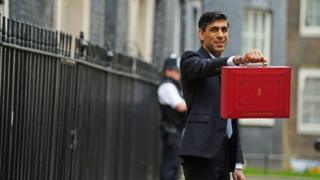 Rishi Sunak outside Downing Street