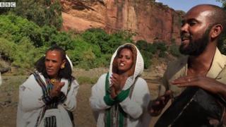 ኣውርስ
