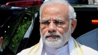 नरेंद्र मोदी