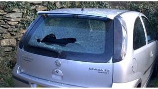 Car wedi'i ddifrodi