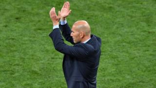 استقالة زين الدين زيدان من تدريب نادي ريال مدريد الإسبان