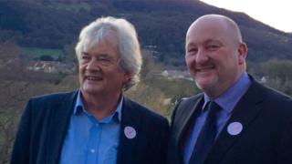 Elfed Roberts a Peter Fox
