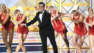 Stephen Colbert dey dance for Emmy Awards 2017