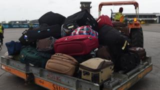 Bag wey dem wan loan inside aircraft