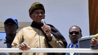 L'ex-président Sénégalais Me Abdoulaye Wade s'adressant à ses partisans lors d'un meeting à Dakar