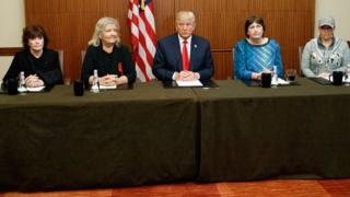 Trump ve Bill Clinton'ı tacizle suçlayan kadınlar